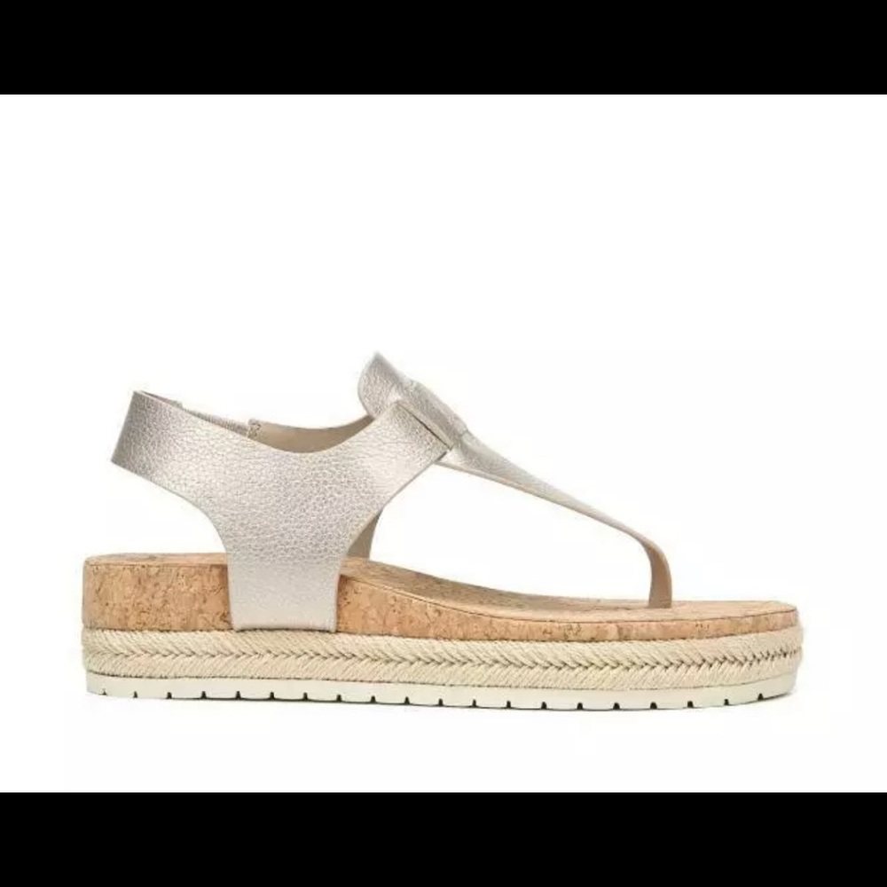 Vince Espadrille Thong Sandal - Picture 7 of 13